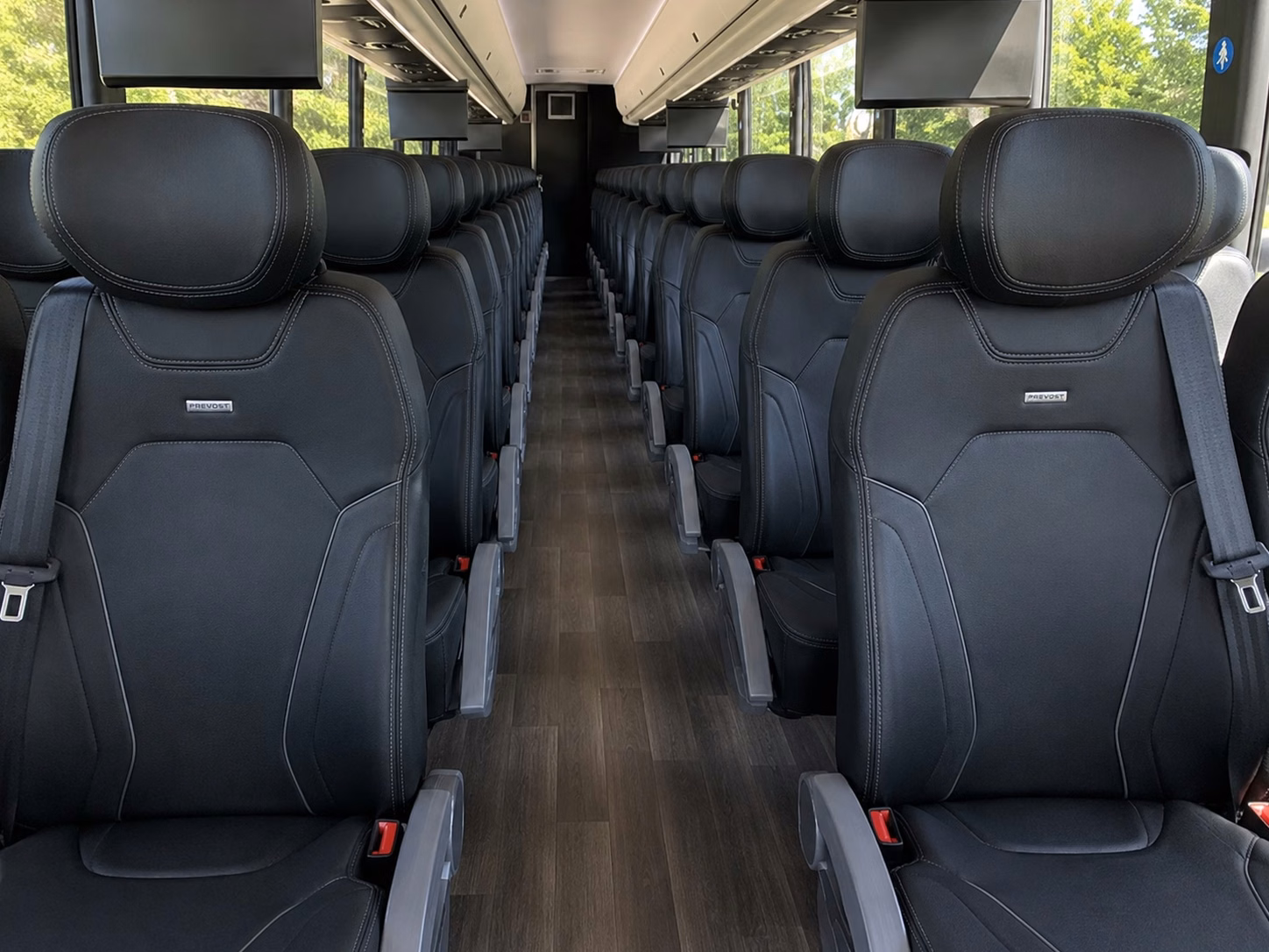 book vineyard and scenic venue wedding transportation in the ozarks