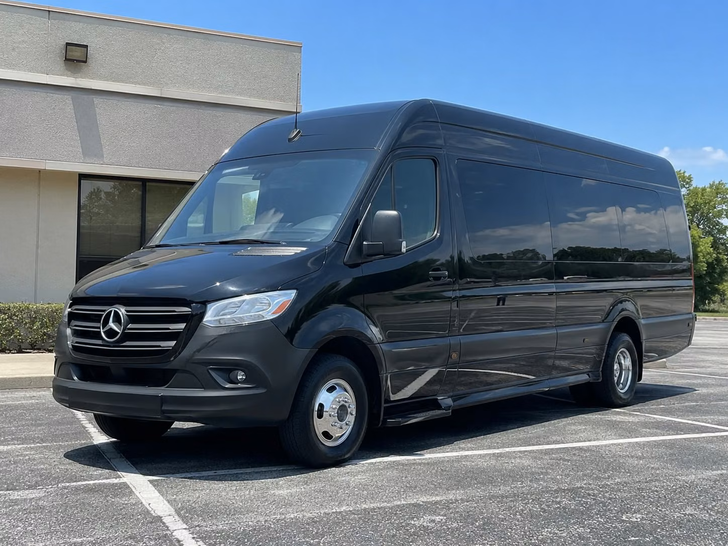 employee shuttles in rogers