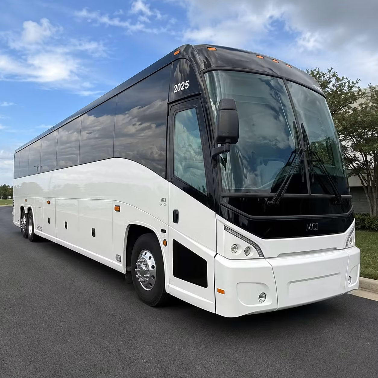 ready to compare concert bus rentals in rogers arkansas