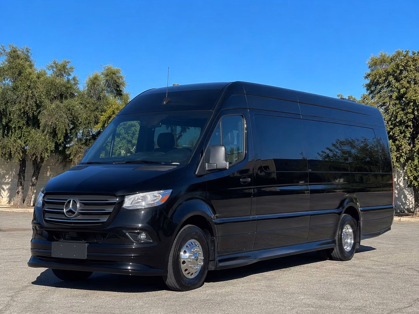 transportation serving rogers and nearby cities